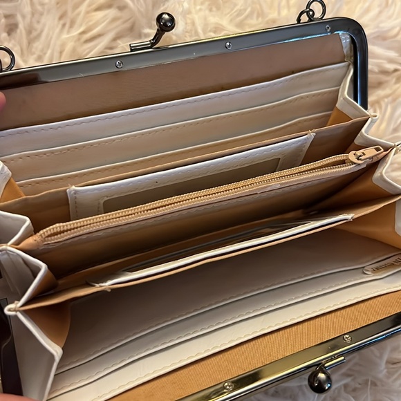 VERSACE Rockstud EVENING SHOULDER BAG - Picture 4 of 5